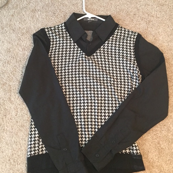 Houndstooth sweater/vest and shirt