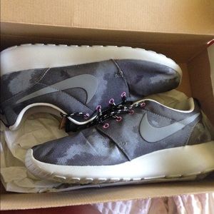 Nike Roshe runs