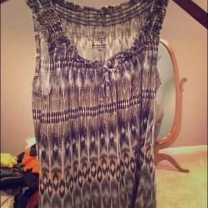 Beautiful Tribal print tank top!