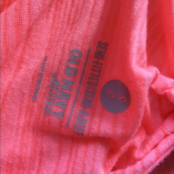 Old navy loose fitting tank top!:)