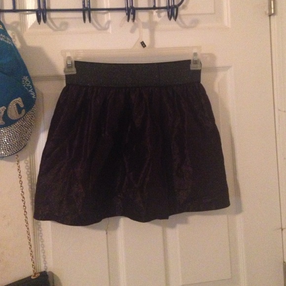 Sparkle skirt - Picture 1 of 2