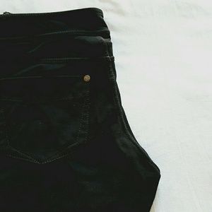 Black Athleta yoga pants