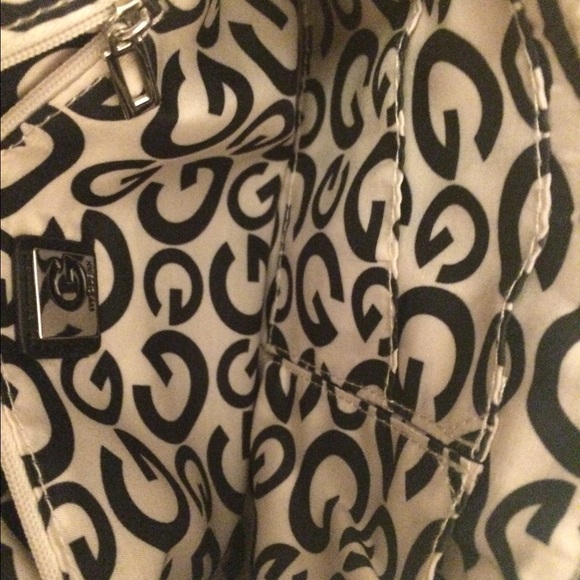 Purse - Picture 3 of 4