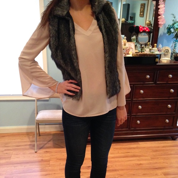 Other - Grey faux fur vest. 🚨KIDS XL🚨