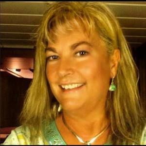 Meet your Posher, Debbie