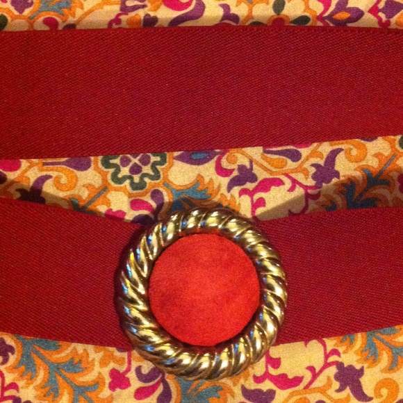 60's/70's Cinch Belt w/Metal+Suede Pendant