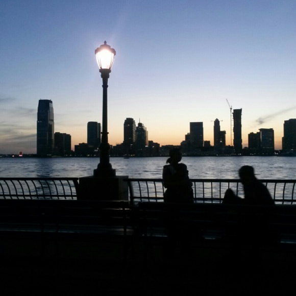 Meet your Posher, This - Picture 1 of 1