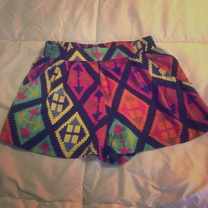 Aztec silk shorts size medium NWT