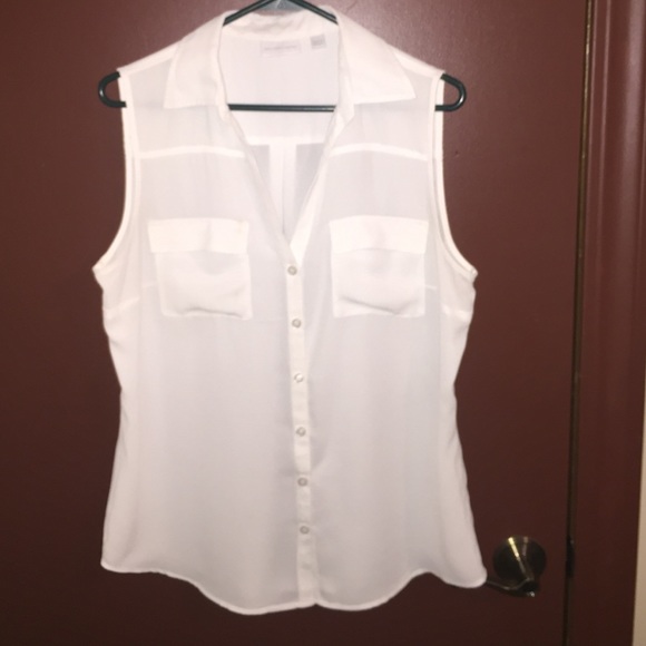 White button up tank blouse.