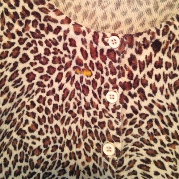 Leopard crop top button down sweater. - Picture 2 of 4
