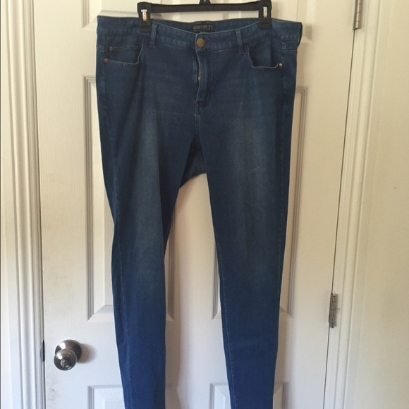 F21 Skinny Jeans & LA Splash Bundle