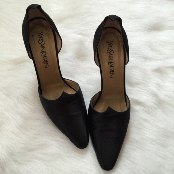 Yves Saint Laurent Shoes - Vintage Yves Saint Laurent pumps