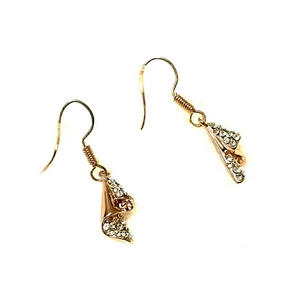 Mini handkerchief earrings
