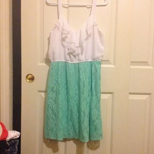 Mint/white dress