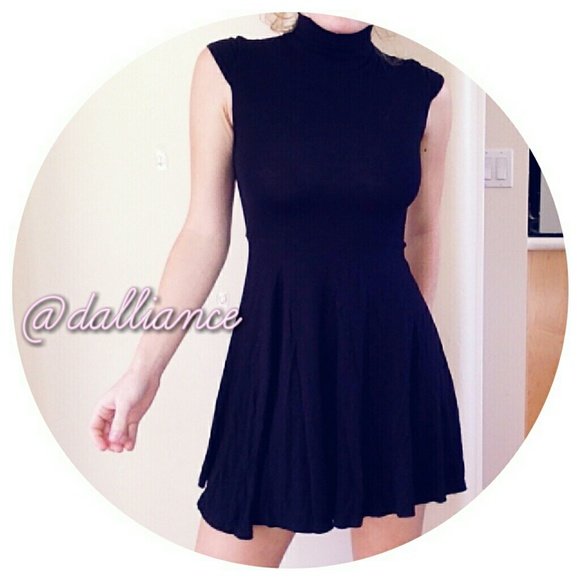 ❌ SOLD ❌ ASOS Turtleneck Black Mini Dress NWOT - Picture 2 of 4