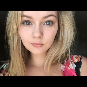 Meet your Posher, Marina