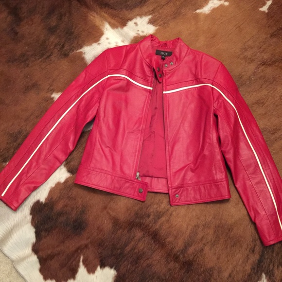 Q.U.E. Genuine Leather Jacket