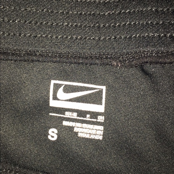 🚫SOLD🚫Nike Workout Capri - Picture 2 of 4