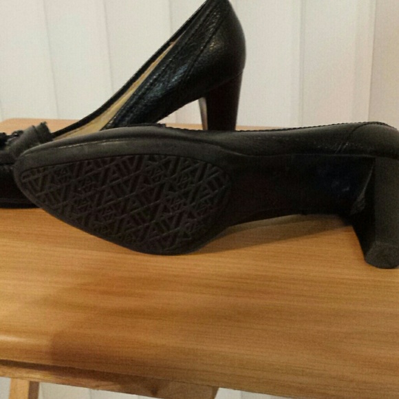 Shoes - Picture 3 of 3