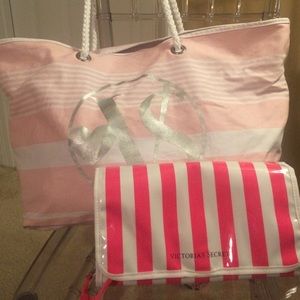 Victoria secret travel set