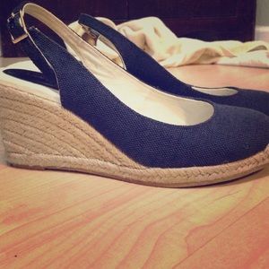 Navy blue wedge