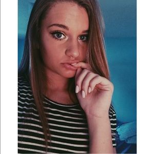 Meet your Posher, Kayla