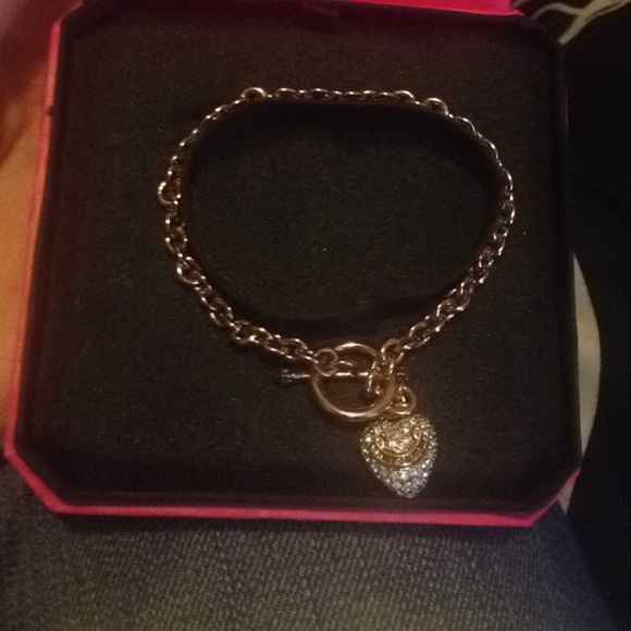Juicy couture small bracelet
