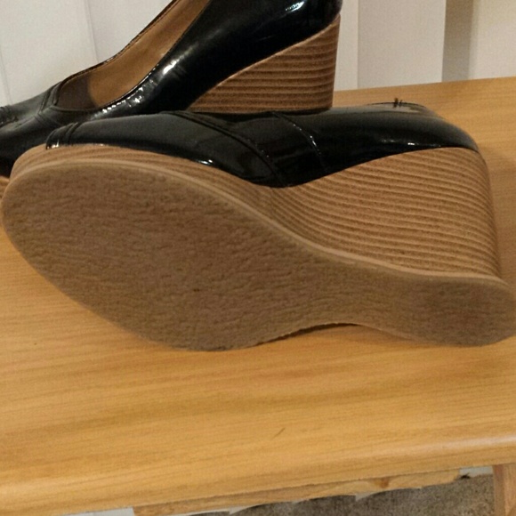 Shoes - Picture 3 of 3