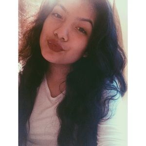 Meet your Posher, Desiree