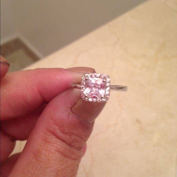 Silver plated 1 carat zirconia size 8