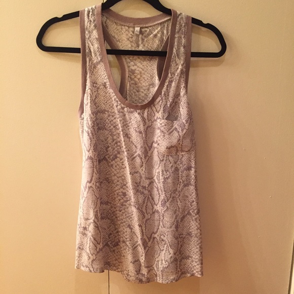 Joie Alicia Silk Tank Top Sz S in grey snake print