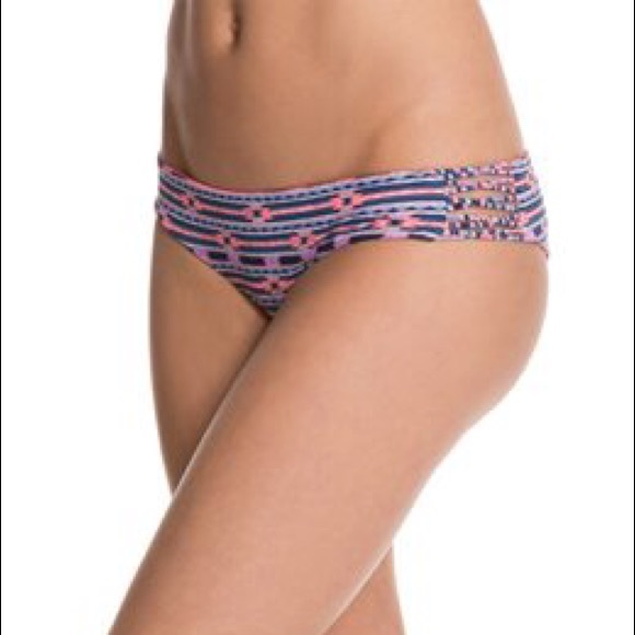 Reversible billabong bottoms