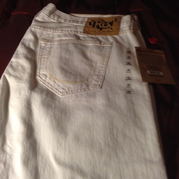 NWT!!! Authentic MENS TRUE RELIGION JEANS SIZE 40