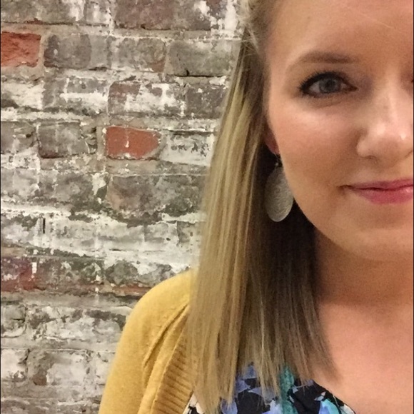 Meet your Posher, Katie