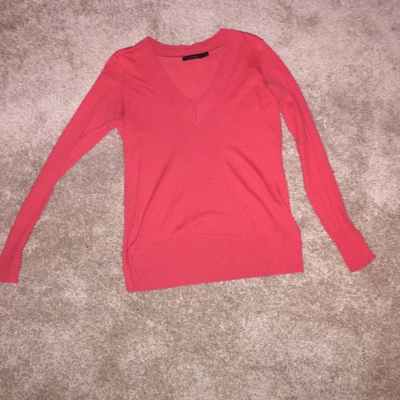 Red orange super soft sweater. - Picture 1 of 4