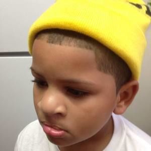 Meet your Posher, Victor