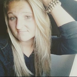 Meet your Posher, Emma