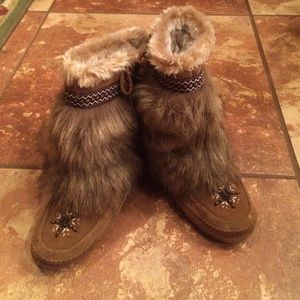 Minnetonka boots