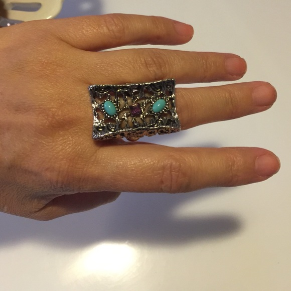 Ring - Picture 4 of 4