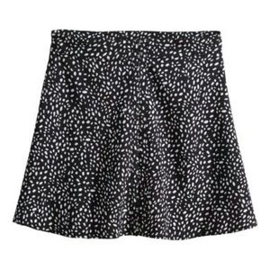 🚫Sold on Vinted🚫 NWT B&W Dot Circle Skirt