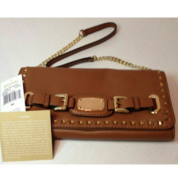 Michael kors hamilton whipped clutch