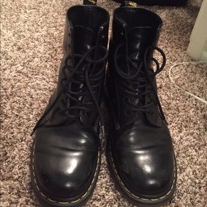 Not my size. Great condition!