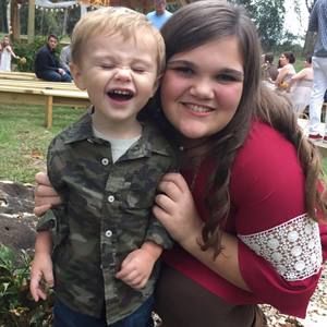 Meet your Posher, Macy