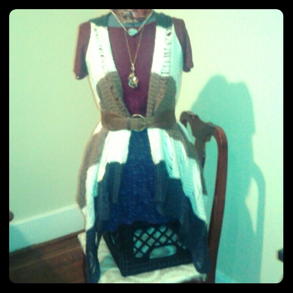 Cute boho hippi-chic vest by daytrip. - Picture 1 of 4