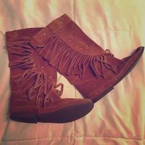 Vintage Genuine Leather Minnetonka Fringe Boots