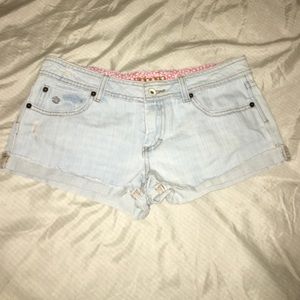 Billabong cuffed shorts size 7