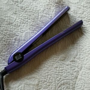 Bella beauty flat iron