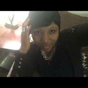 Meet your Posher, Ashley