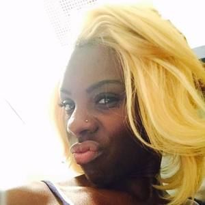 Meet your Posher, Lechelle