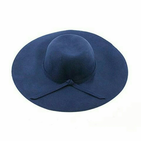 Floppy Hat (Black Only)